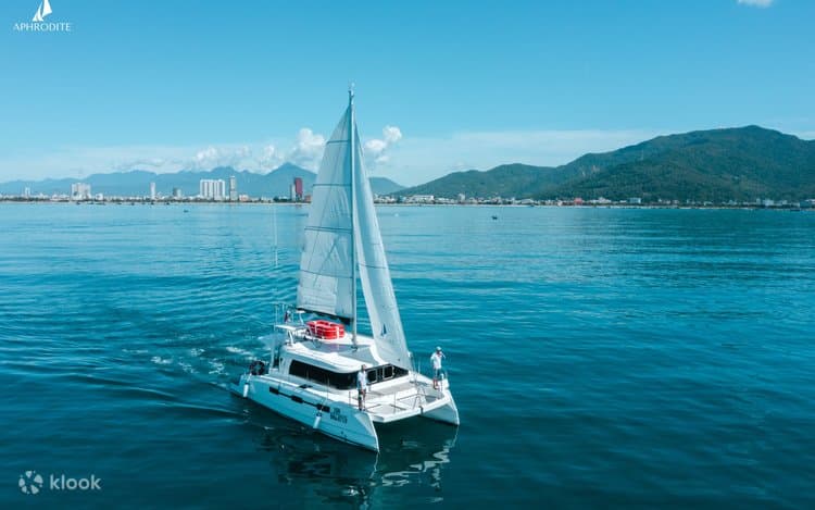Da Nang Sunset Cruise – Aphrodite Premium Experience