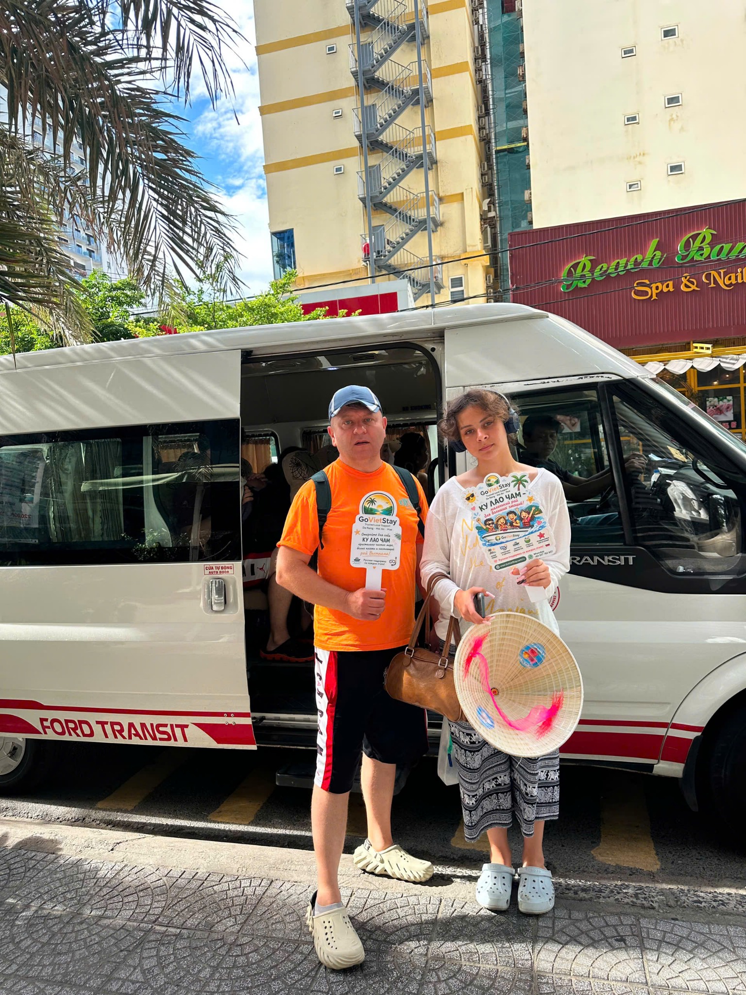 GoVietStay guests before their transfer to Cham Island